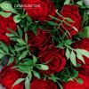 Букет из 9 красных одноголовых пионовидных роз Hearts с фисташкой