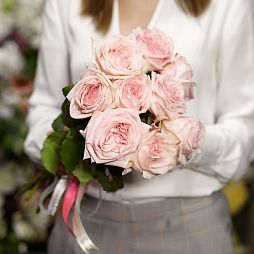 Букет из 9 розовых одноголовых пионовидных роз 40 см Pink O'Hara